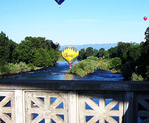 Cheers Splash and Dash in the Rogue River - Grants Pass, Oregon